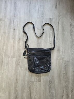 Wise Owl Black Soft Pebbled  Leather Crossbody Purse